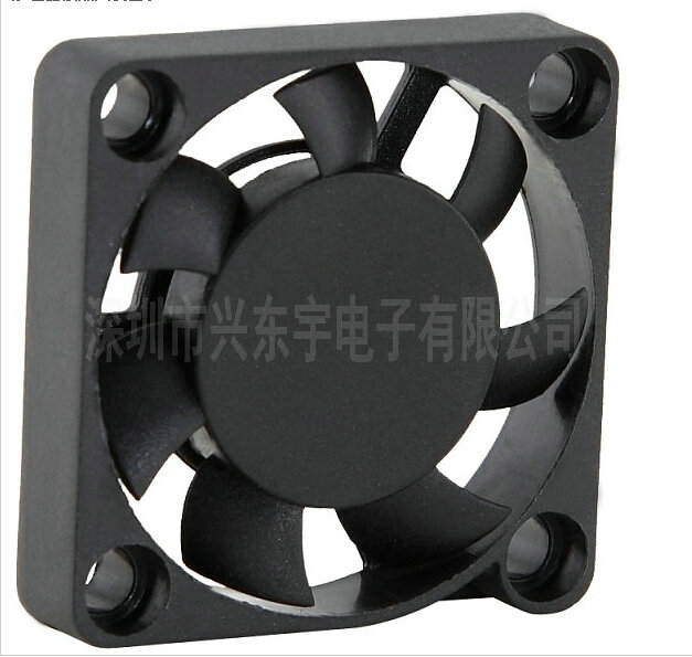 加濕器散熱風(fēng)機原來(lái)是這樣‘傳熱’的。