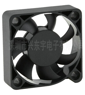 舞臺燈光散熱風(fēng)扇的解決噪聲問(wèn)題